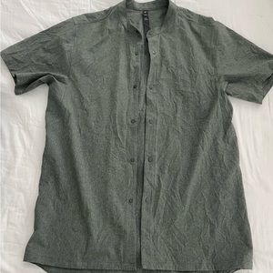 Lululemon men’s button down